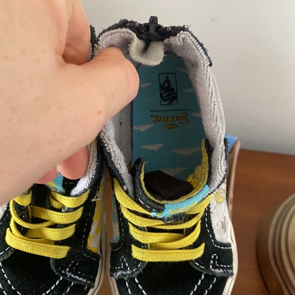 Vans the Simpsons hightop toddler shoes - Picture 7 of 8